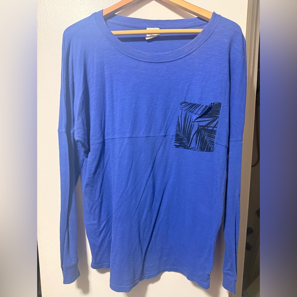 PINK Victoria's Secret Blue Long Sleeve Tee with Patterned Pocket